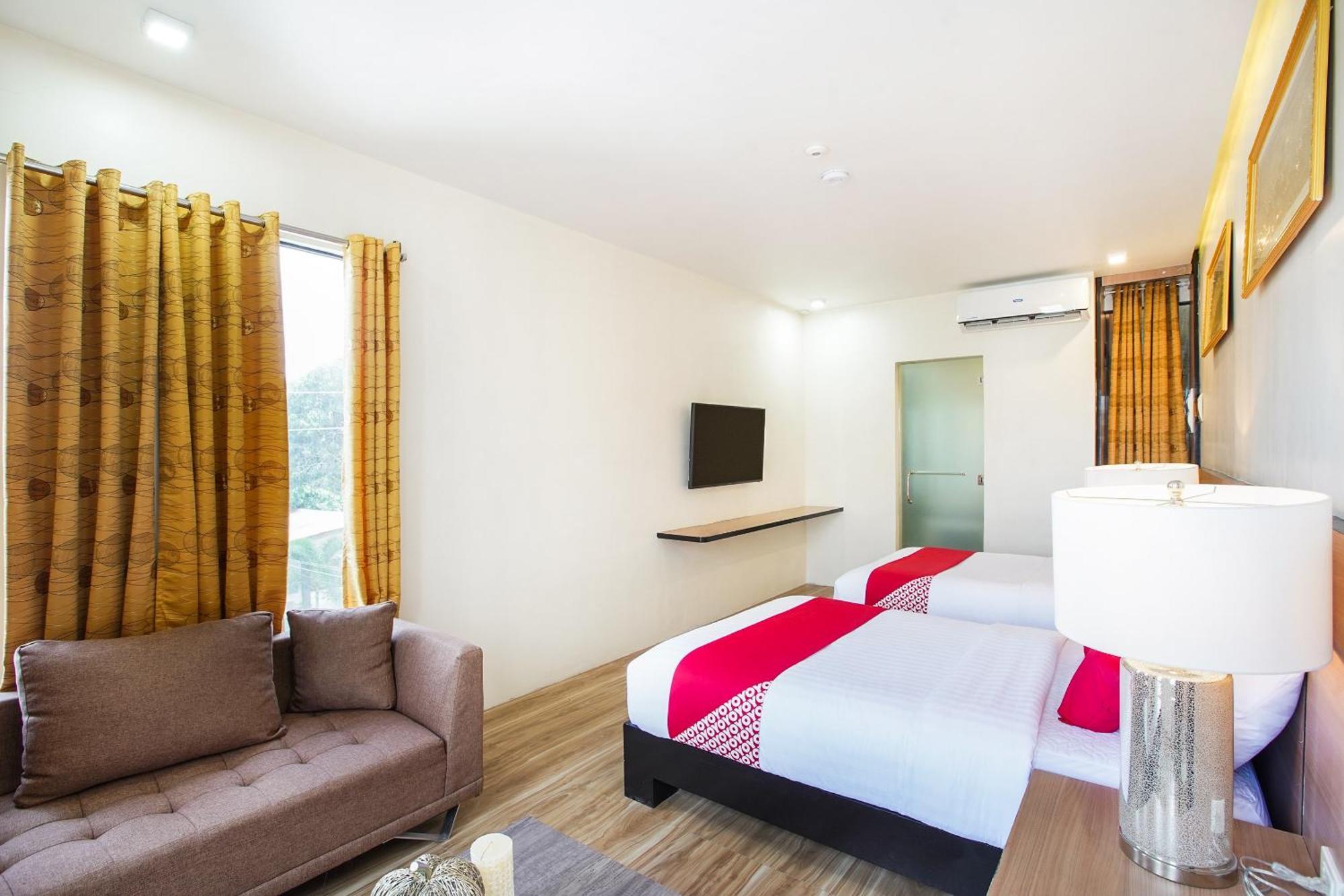 Oyo 489 Casa Mia Hotel Suites General Santos City Exterior foto